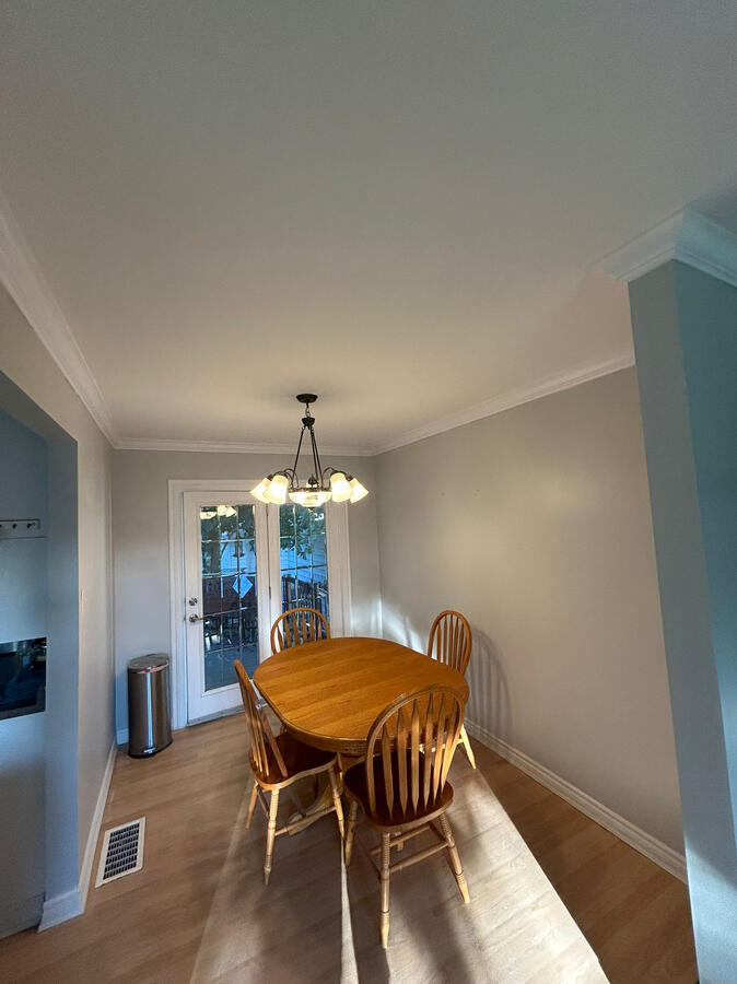 Interior paint job finished for a dining room Interior paint job finished for a dining room